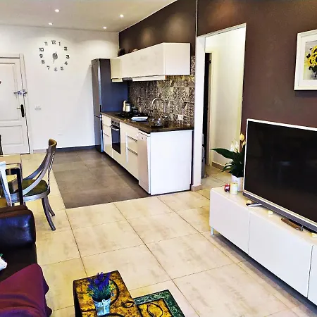 2 Bedroom Bright Tenerife