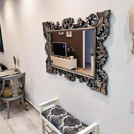2 Bedroom Bright Tenerife דירה